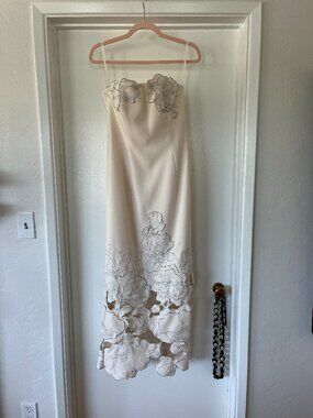 Leo Lin, Rayna Strapless Floral Applique Column Dress in Vanilla